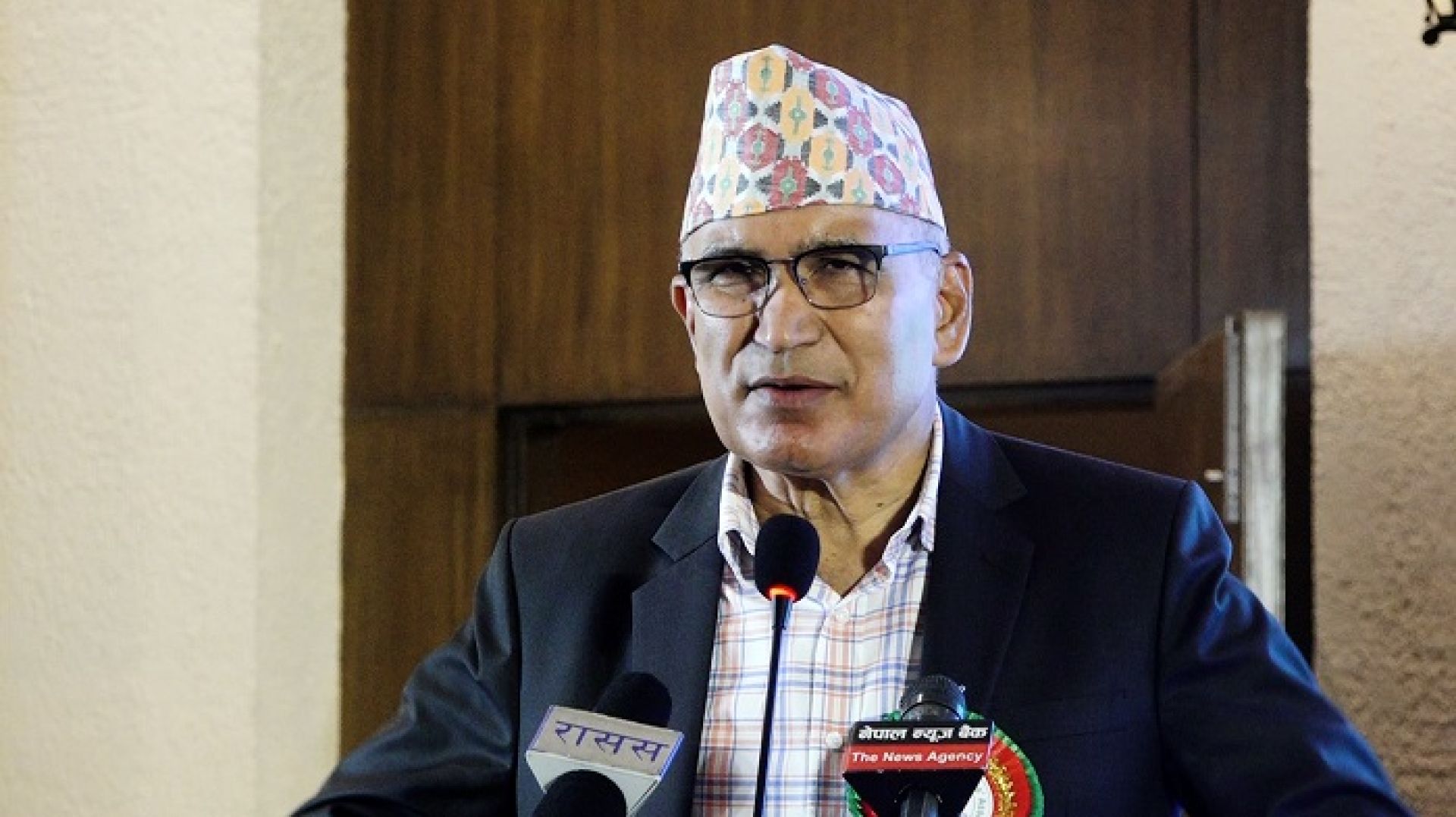 पर्यटन व्यवसायीलाई अर्थमन्त्रीले भने : ‘ट्याक्स छुटले राज्य चल्दैन, व्यवसाय प्रवर्द्धनको योजना ल्याउनुहोस्’